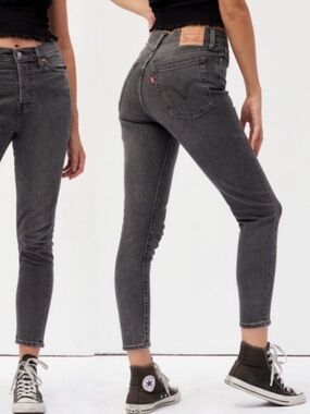Levi’s Wedgie Skinny Button Fly Jeans | Size 25